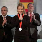 Valentín rep la seua medalla olímpica