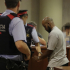 El condenado, durante el juicio celebrado en la Audiencia de Lleida en junio del año pasado.