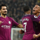 Gundogan, Sterling y Gabriel Jesús celebran un gol del City. 