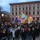 La concentració contra la "repressió policial" que va tenir lloc dijous davant de la subdelegació del Govern a Lleida.