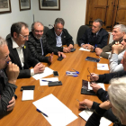 Reunió del gabinet de crisi amb Joan Reñé, Albert Alins i alcaldes.