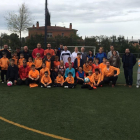 Padres, madres y niños de la Escola de Futbol Terraferma LSA el pasado sábado durante esta actividad.