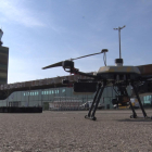 Vista del dron Argus Predator ahir a l’aeroport lleidatà.