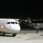 L’arribada a la tarda del segon avió de la companyia portuguesa Lease-Fly Charter a Alguaire.