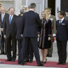 Cifuentes saluda al presidente portugués, de visita en Madrid.