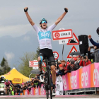 Chris Froome celebra el seu primer triomf al Giro d’Itàlia.