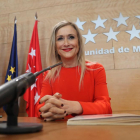 La presidenta madrileña, Cristina Cifuentes, ayer, en una rueda de prensa del Gobierno regional.