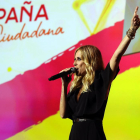 Marta Sánchez cantó “a capella” su versión del himno en la presenciación de la plataforma de Cs.