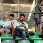 Molo va assistir ahir al partit entre el Cornellà i l’Olot.