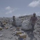 En Maldivas existe una isla compuesta de desechos plásticos.