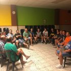 Reunión anoche en Aspa de los agricultores afectados por la oleada de robos de almendros.