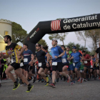 Un moment de la sortida de la cursa nocturna que es va celebrar dissabte passat.