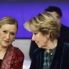 Cristina Cifuentes i Esperanza Aguirre, expresidentes de Madrid, en una imatge de l’any passat.
