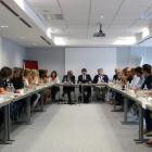 En Bruselas  -  Carles Puigdemont, el president Torra y el nuevo líder de JxCat en el Parlament, Albert Batet, presidieron ayer una reunión de la formación en Bruselas para estudiar la respuesta ante la sentencia del 1-O y encarar el nuevo curso ...