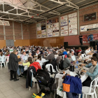 Dos-centes persones acudeixen a la calçotada popular de Juneda
