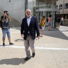 Joan Reñé, a la sortida dels jutjats per a la declaració, on va atendre els mitjans de comunicació.