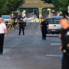 Policías en la zona de Dayton (Ohio) donde se produjo el tiroteo en el que murieron diez personas, incluido el autor.