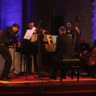 Els integrants de l’Ensemble Flandriae-Pyrenaei durant el concert inaugural.