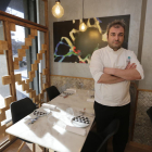 David Molina, ayer en su restaurante Cràpula, se mostró muy ilusionado con el nuevo proyecto.