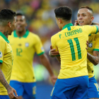Coutinho celebra uno de los goles que marcó ayer Brasil en la final que ganó a Perú.