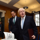 Boris Johnson ayer durante su visita a Irlanda.