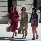 Carmen Calvo, Adriana Lastra i María Jesús Montero, a l’arribar ahir al Congrés dels Diputats.