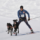 Ismael Mediavilla, a la izquierda, acabó subcampeón en skijoring. La prueba aranesa congregó a 150 participantes durante los dos días de competición.