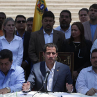 Juan Guaidó durante la comparecencia que hizo ayer. 