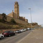 El cotxe estava estacionat a la ronda de la Seu Vella.