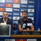 Manuel Jesús Casas 'Molo', junto al director deportivo del Lleida, Jordi Esteve, este miércoles durante el acto de presentación como nuevo entrenador del primer equipo.