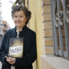 La escritora Maria Barbal, ayer en Lleida con su nueva novela.
