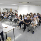 La reunió de veïns al centre cívic de l’Ereta.