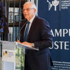 El ministre d’Afers Exteriors, Josep Borrell, durant la conferència ahir.