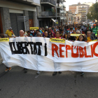 Els participants en la marxa per la llibertat convocada pels CDR de Figueres.