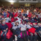 El Gran Teatre de la Passió se llenó ayer de jóvenes escolares en el concierto pedagógico del festival.