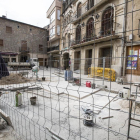 Las obras que se están llevando a cabo en la plaza del Pati de Torà.