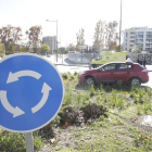 Accident d'un cotxe d'autoescola a Lleida