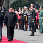 Imagen del presidente surcoreano, Moon Jae-in, y el líder del Norte, Kim Jong-un el pasado 27 de abril.