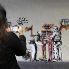 Un concejal inglés pide "limpiar" un mural de Banksy que no considera "arte"