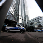 La Policía también registró la sede central del Deutsche Bank.