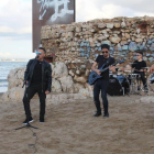 El Último Escuadrón va gravar el videoclip, que es pot veure a YouTube, a la platja de la Pineda.
