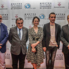 Juan Ferrer, Àngel Ros, Aida Folch, Pablo Derqui i Ramon Royes, ahir a la Llotja abans de la gala de clausura de la Mostra.