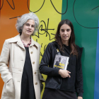 Maria Bohigas y Blanca Llum Vidal, editoras de la colección ‘Tots els contes’, ayer en Lleida. 