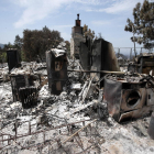 Ascendeixen a 6 les víctimes mortals pels incendis sense control a Califòrnia