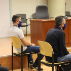 Los dos acusados en la primera sesión del juicio celebrada ayer en la Audiencia de Lleida. 