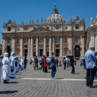 Los fieles volvieron a acudir a la plaza de San Pedro de Roma.