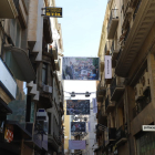 El carrer Major de Lleida acull una exposició de fotografies de gran format sobre l'1-O