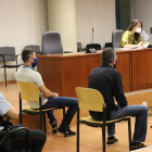 Els dos acusats, el primer dia de judici a l’Audiència de Lleida.