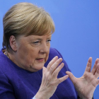 La cancellera Merkel va demanar la col·laboració internacional per aconseguir una vacuna.
