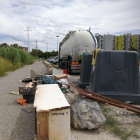 Denuncian los reiterados vertidos de residuos en el Camí de la Mariola